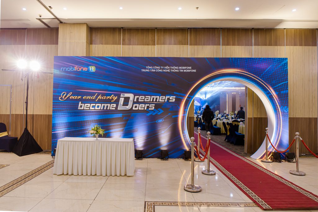 dịch vụ tổ chức sự kiện doanh nghiệp year end party